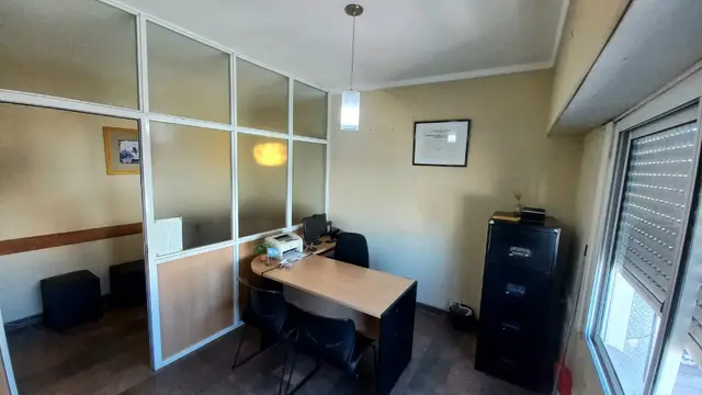 Local de 2 ambientes en alquiler en Centro