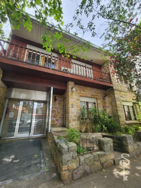 Casa de 7 ambientes en venta en Centro