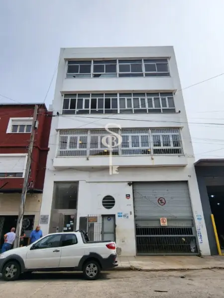Local en venta en DEL PUERTO