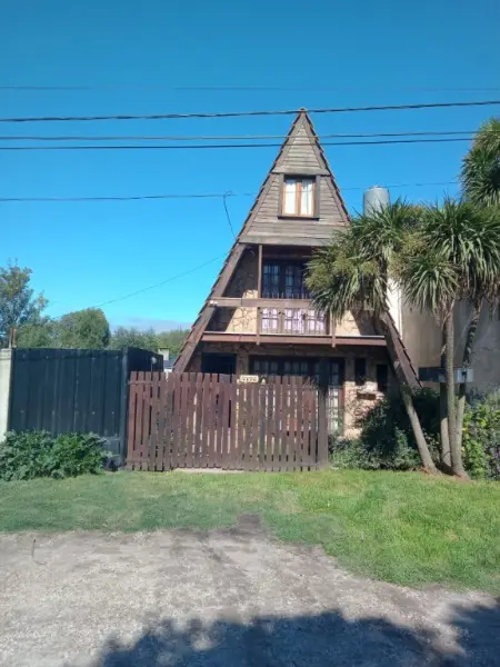 Casa de 5 ambientes en venta en PUNTA MOGOTES