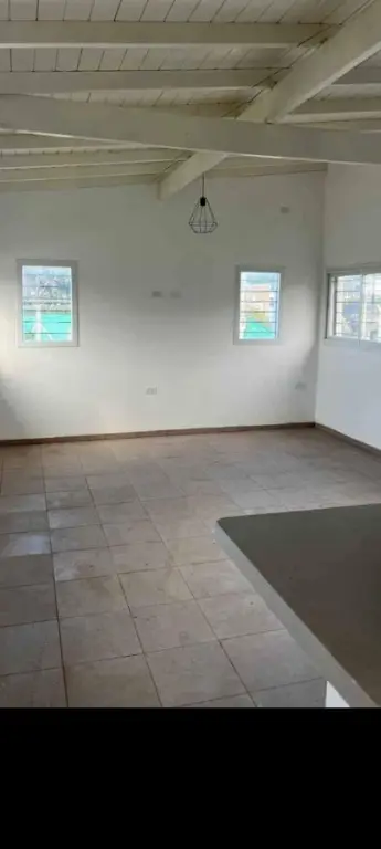 Casa de 2 ambientes en venta en LOS ACANTILADOS