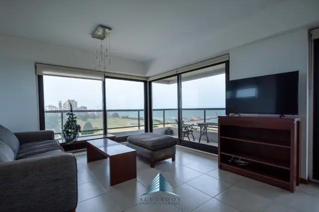 Departamento de 4 ambientes en alquiler en SAN CARLOS