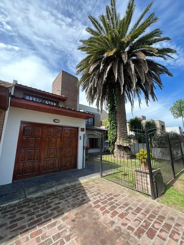 Casa de 5 ambientes en venta en CONSTITUCION
