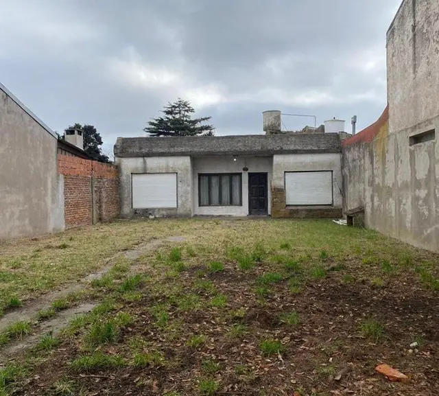 Casa de 3 ambientes en venta en LOS PINARES