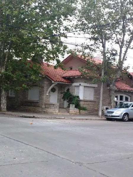 Casa de 3 ambientes en venta en PLAZA PERALTA RAMOS