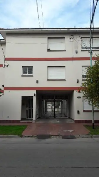 Departamento de 2 ambientes en venta en DON BOSCO