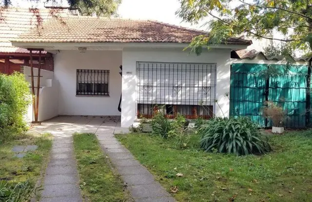Casa de 2 ambientes en venta en BOSQUE ALEGRE