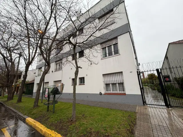 Departamento de 3 ambientes en alquiler en RIVADAVIA BERNARDINO