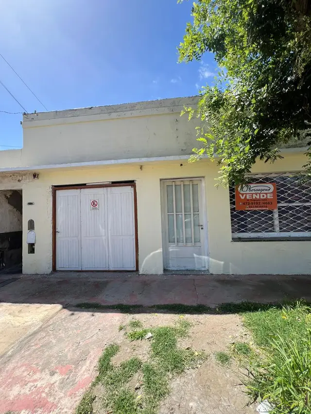 Casa de 2 ambientes en venta en PINOS DE ANCHORENA