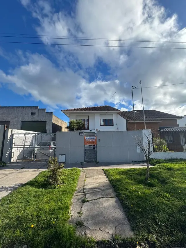 Casa de 3 ambientes en venta en PERALTA RAMOS OESTE