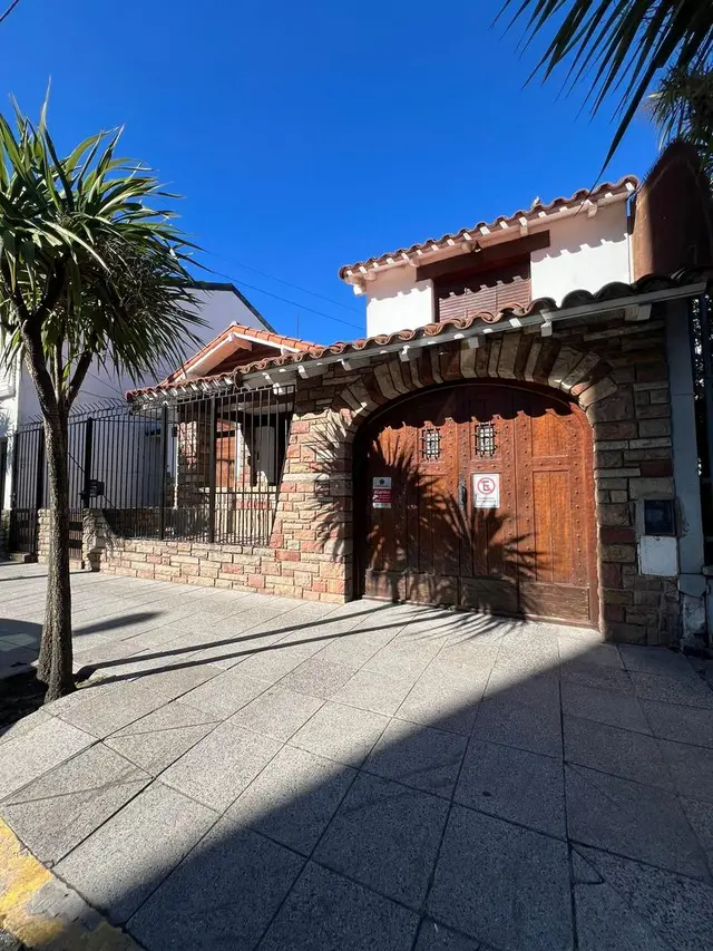 Casa de 5 ambientes en venta en Centro