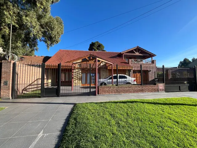 Casa de 4 ambientes en venta en COLINAS DE PERALTA RAMOS