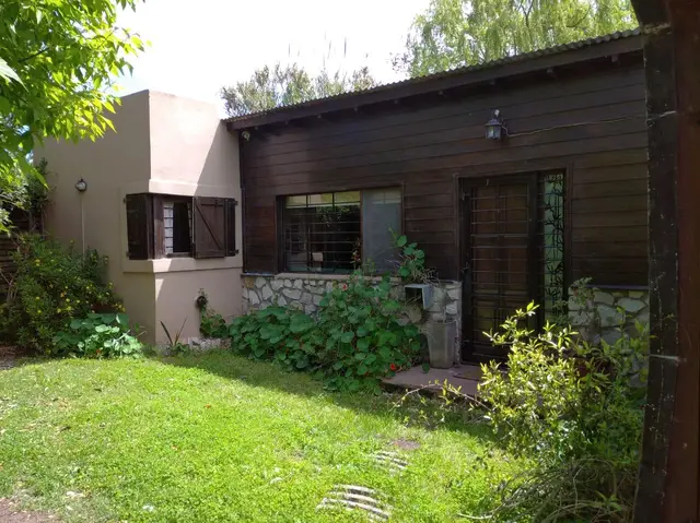 Casa de 3 ambientes en venta en PUNTA MOGOTES