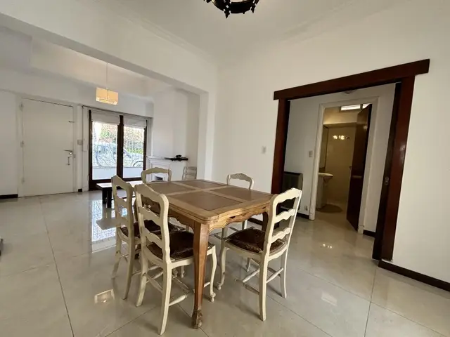 Casa de 4 ambientes en venta en PRIMERA JUNTA