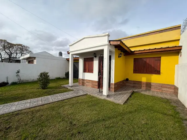 Casa de 2 ambientes en venta en REGIONAL