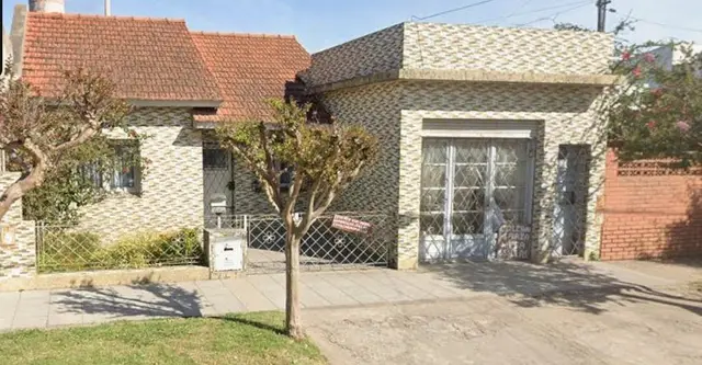 Casa de 2 ambientes en venta en SAN CAYETANO