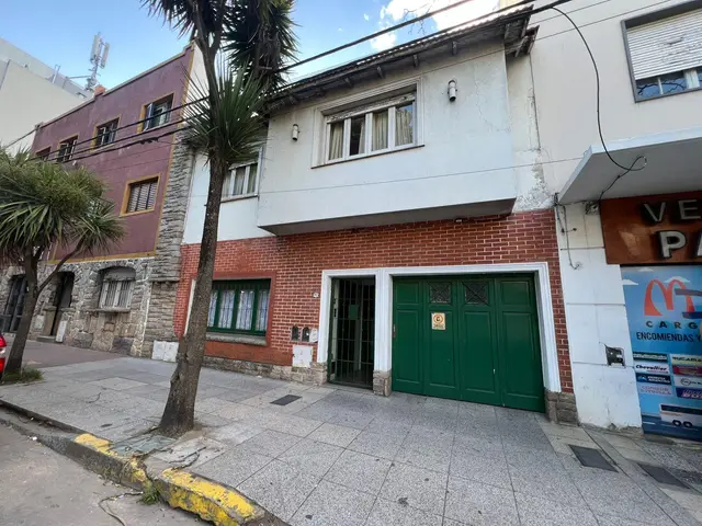 PH de 4 ambientes en venta en ESTACION TERMINAL (ALDREY)