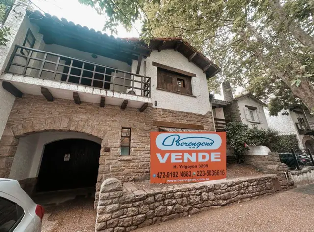 Casa de 4 ambientes en venta en Centro