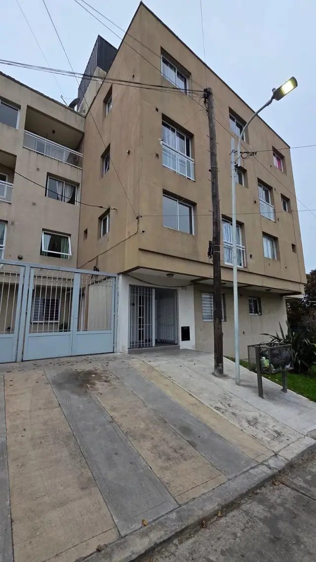 Departamento de 3 ambientes en venta en DEL PUERTO