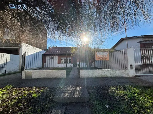 Casa de 3 ambientes en venta en RIVADAVIA BERNARDINO