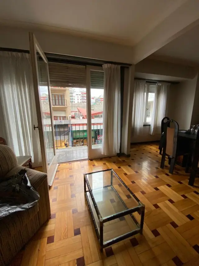 Departamento de 4 ambientes en alquiler en Centro