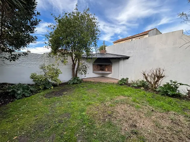 Casa de 2 ambientes en alquiler en PARQUE LURO