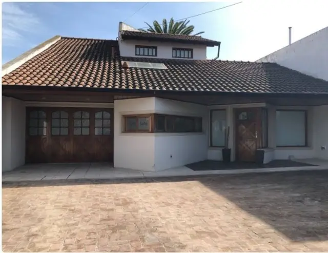 Casa de 4 ambientes en venta en LOS PINARES