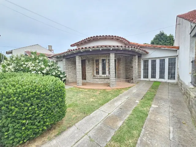 Casa de 1 ambiente en venta en PUNTA MOGOTES