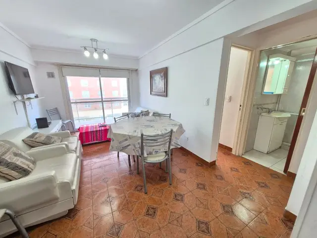 Departamento de 4 ambientes en venta en Centro