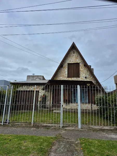 Casa de 3 ambientes en venta en RIVADAVIA BERNARDINO