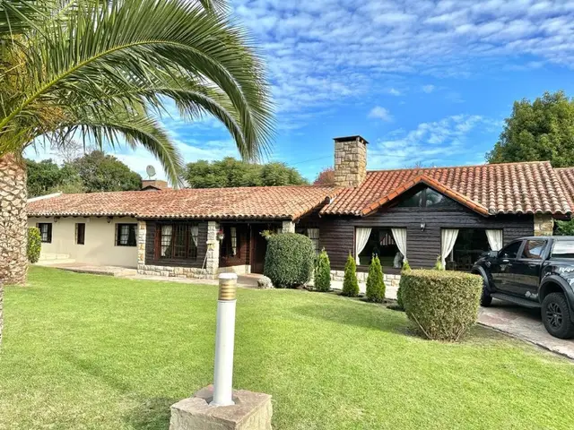 Casa de 6 ambientes en venta en CONSTITUCION