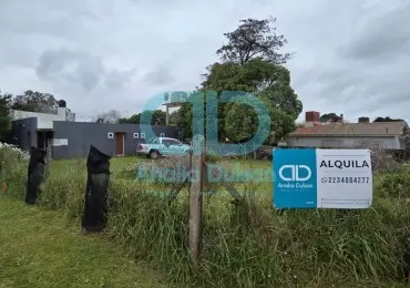Casa de 4 ambientes en alquiler en Alfar