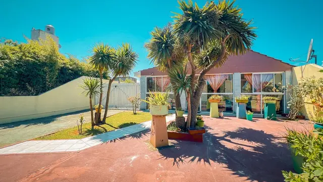 Casa de 2 ambientes en venta en CAMET FELIX U.