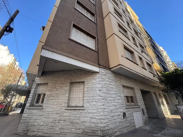 Departamento de 4 ambientes en venta en Centro
