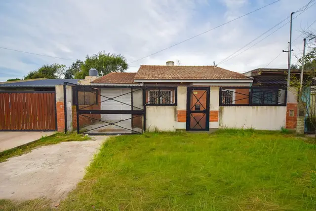 Casa de 4 ambientes en venta en FARO NORTE