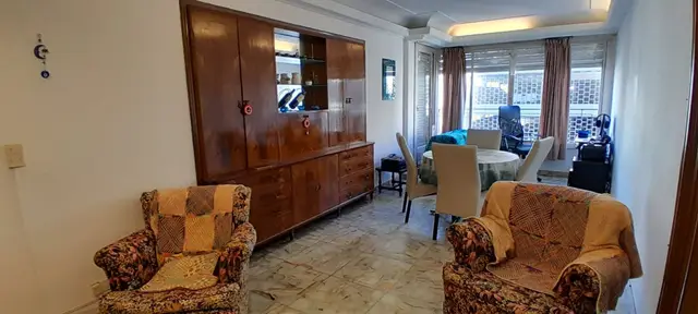 Departamento de 4 ambientes en venta en Centro