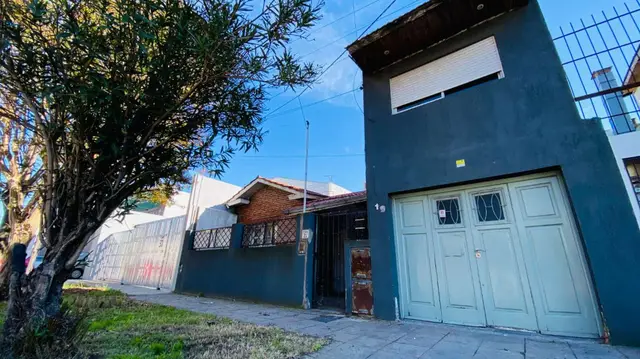 Casa de 3 ambientes en venta en SANTA MONICA