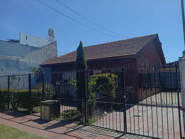 Casa de 4 ambientes en venta en SAN CARLOS