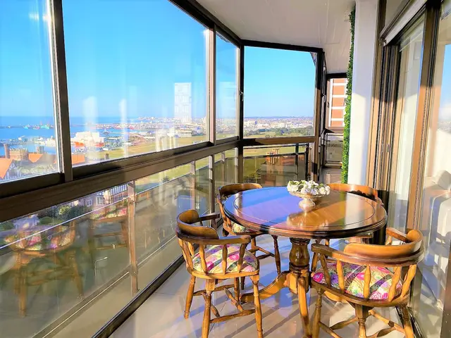 Departamento de 4 ambientes en venta en PLAYA GRANDE