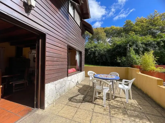 Casa de 5 ambientes en venta en SIERRA DE LOS PADRES