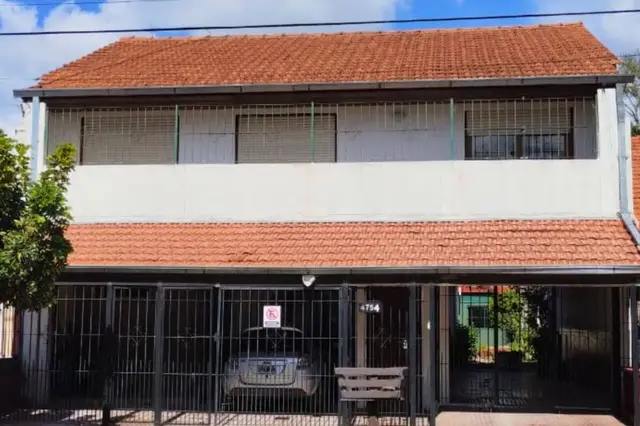 Casa de 6 ambientes en venta en CONSTITUCION