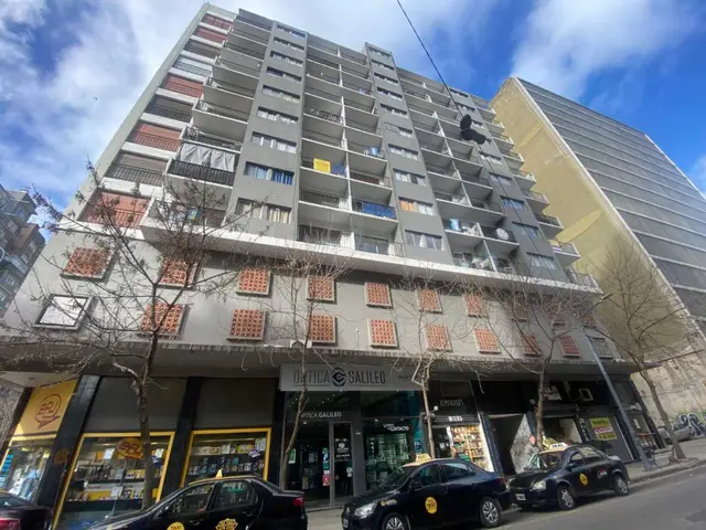 Departamento de 2 ambientes en venta en Centro