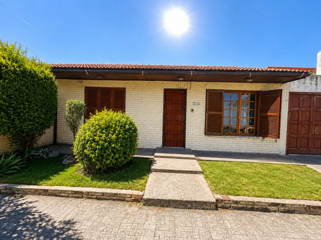 Casa de 3 ambientes en venta en SANCHEZ FLORENCIO