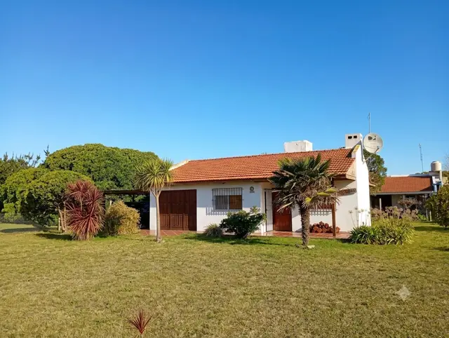 Casa de 3 ambientes en venta en SAN EDUARDO DEL MAR