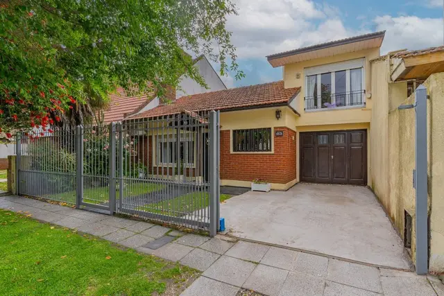 Casa de 5 ambientes en venta en PUNTA MOGOTES