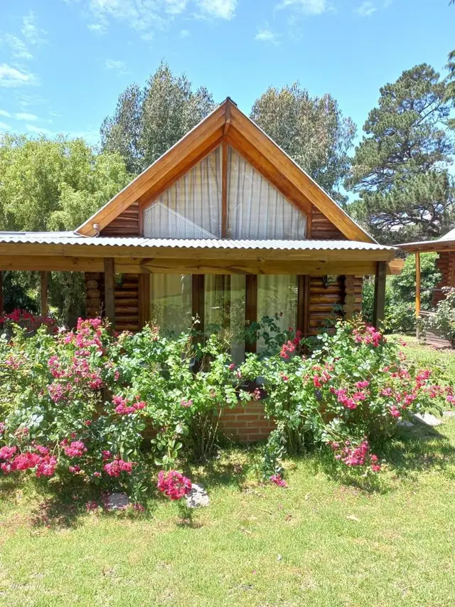 Casa de 4 ambientes en venta en SIERRA DE LOS PADRES