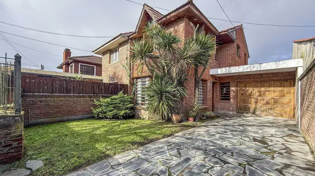 Departamento de 3 ambientes en venta en LOS PINARES