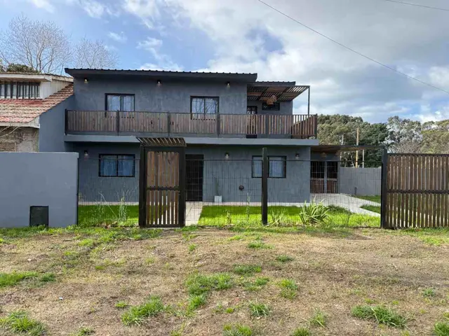 Casa de 3 ambientes en venta en PLAYA SERENA