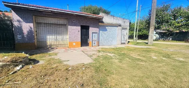 Casa de 4 ambientes en venta en REGIONAL