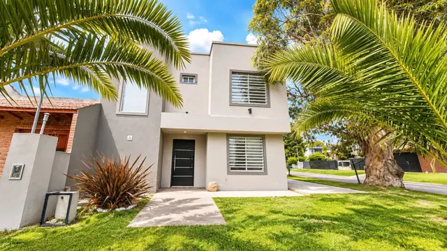 Casa de 4 ambientes en venta en Mar del Plata